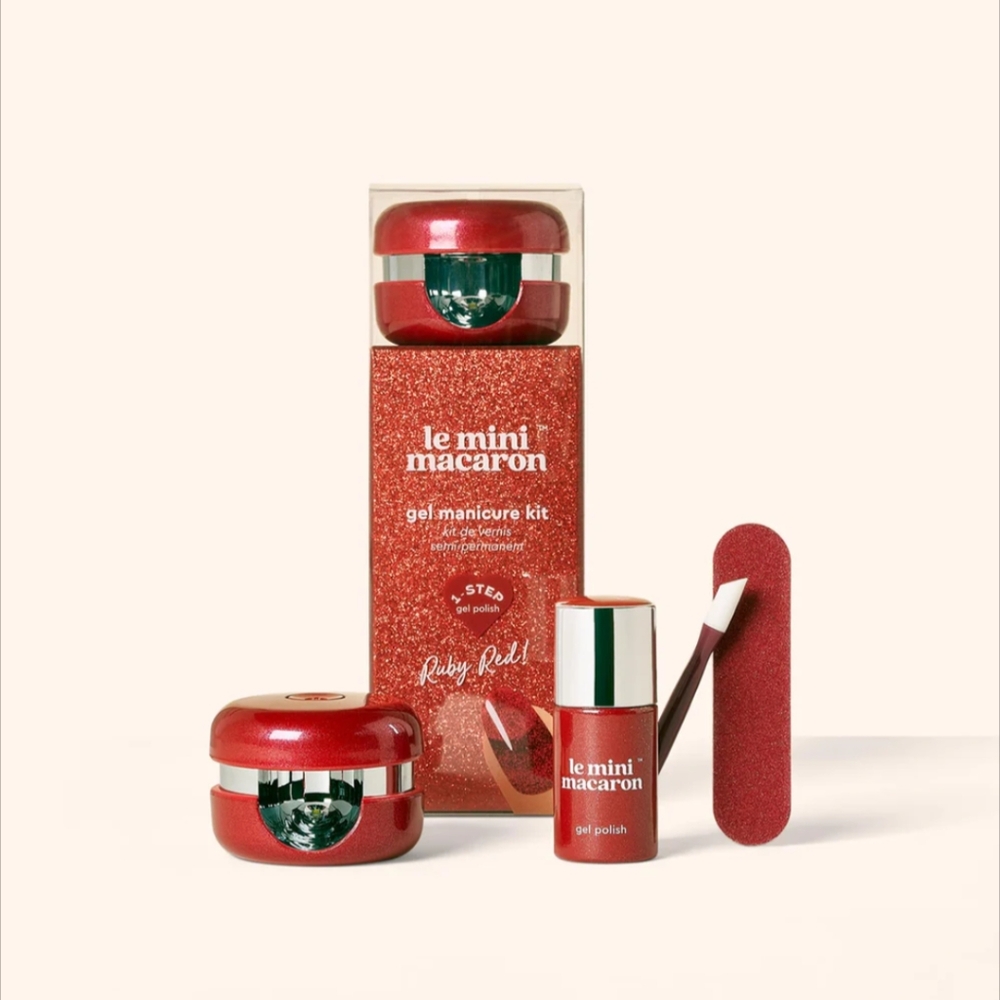 Le Mini Macaron Gel Manicure Kit - Ruby Red
